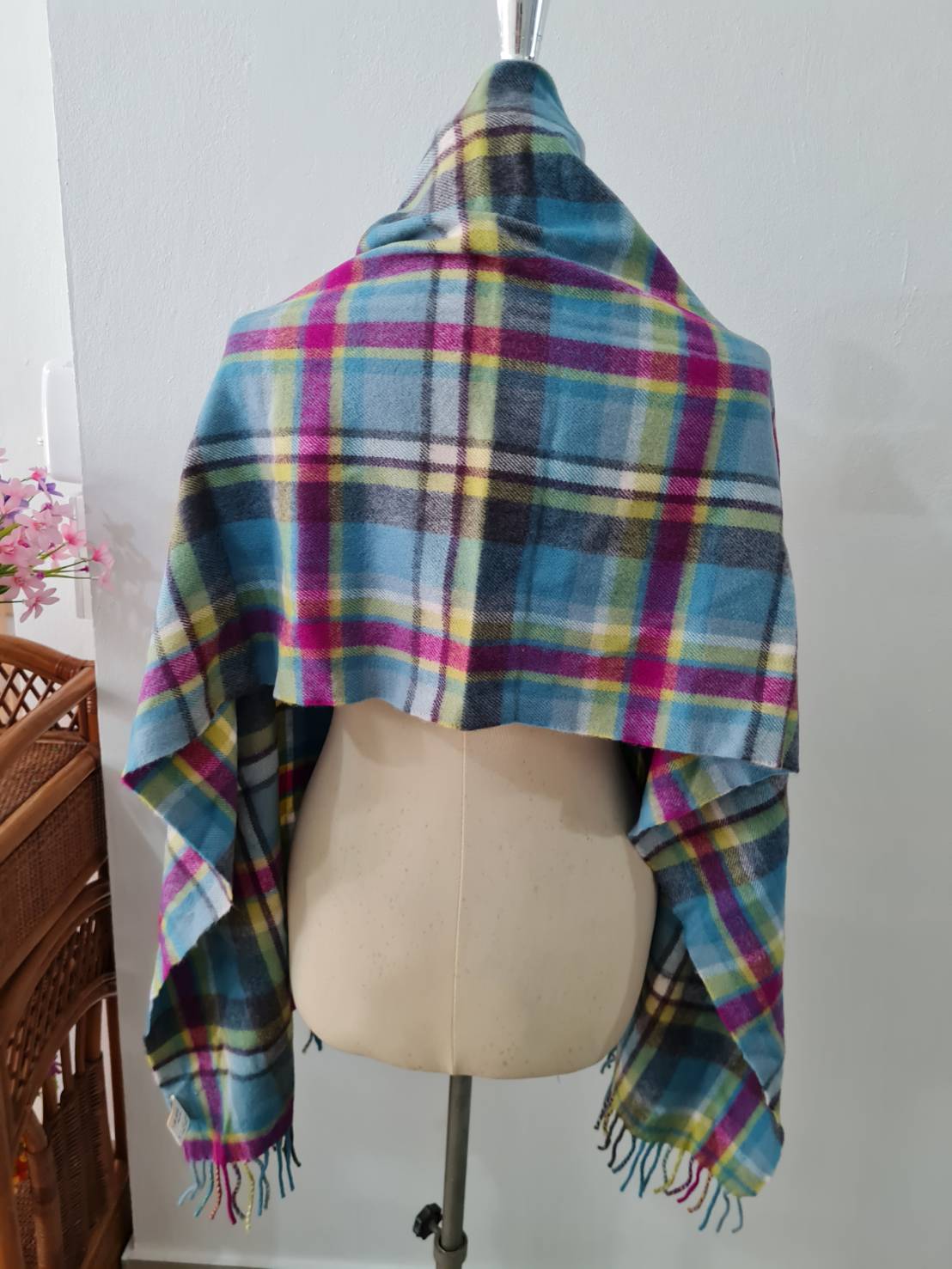 ผ้าพันคอ AVOCA THE MILL MADE IN IRELAND (ของใหม่)