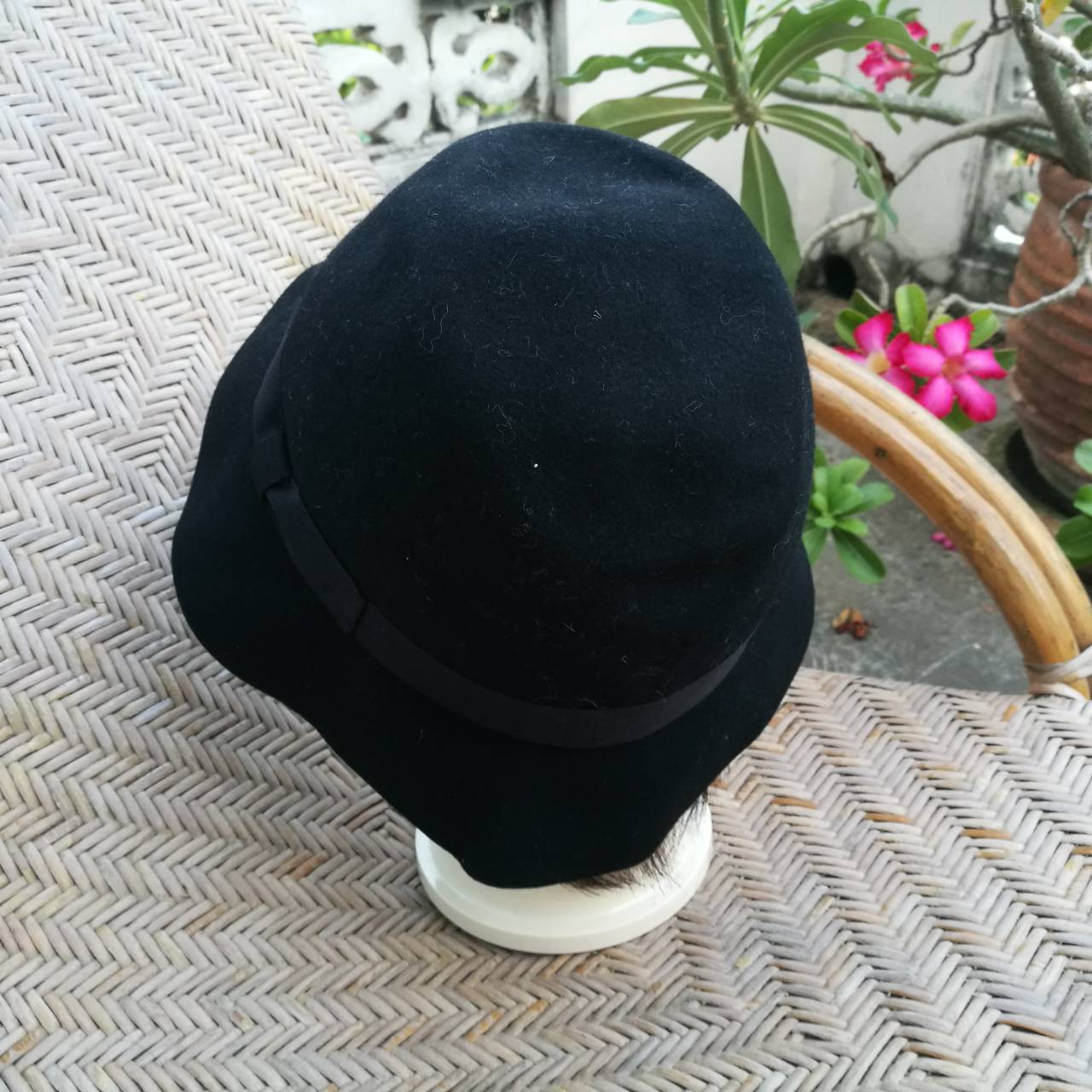 หมวกบักเก็ตสีดำ Uniqlo เรียบหรู สวยมากๆ