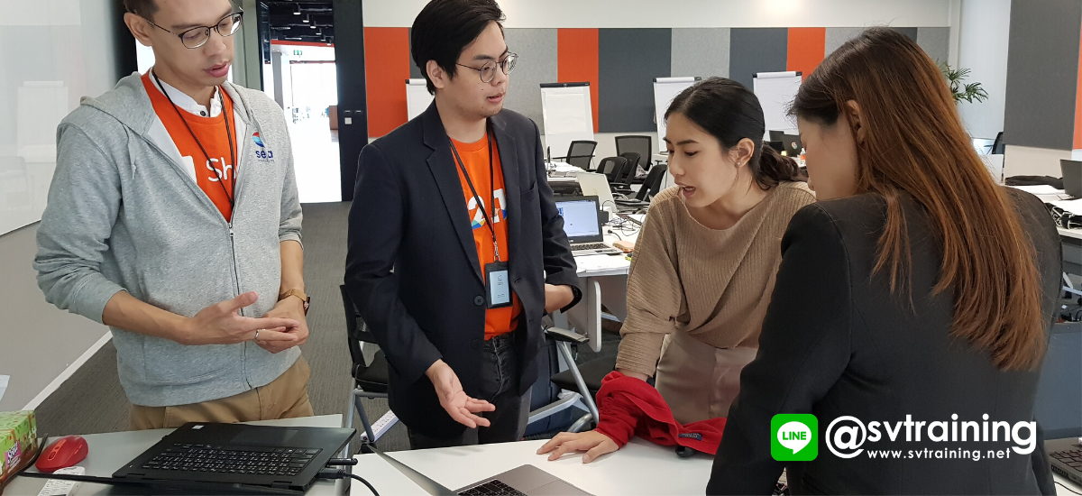 ทีมงานShopee Uni ร่วมกันให้คำปรึษาร้านค้าปัญหาของร้านค้า