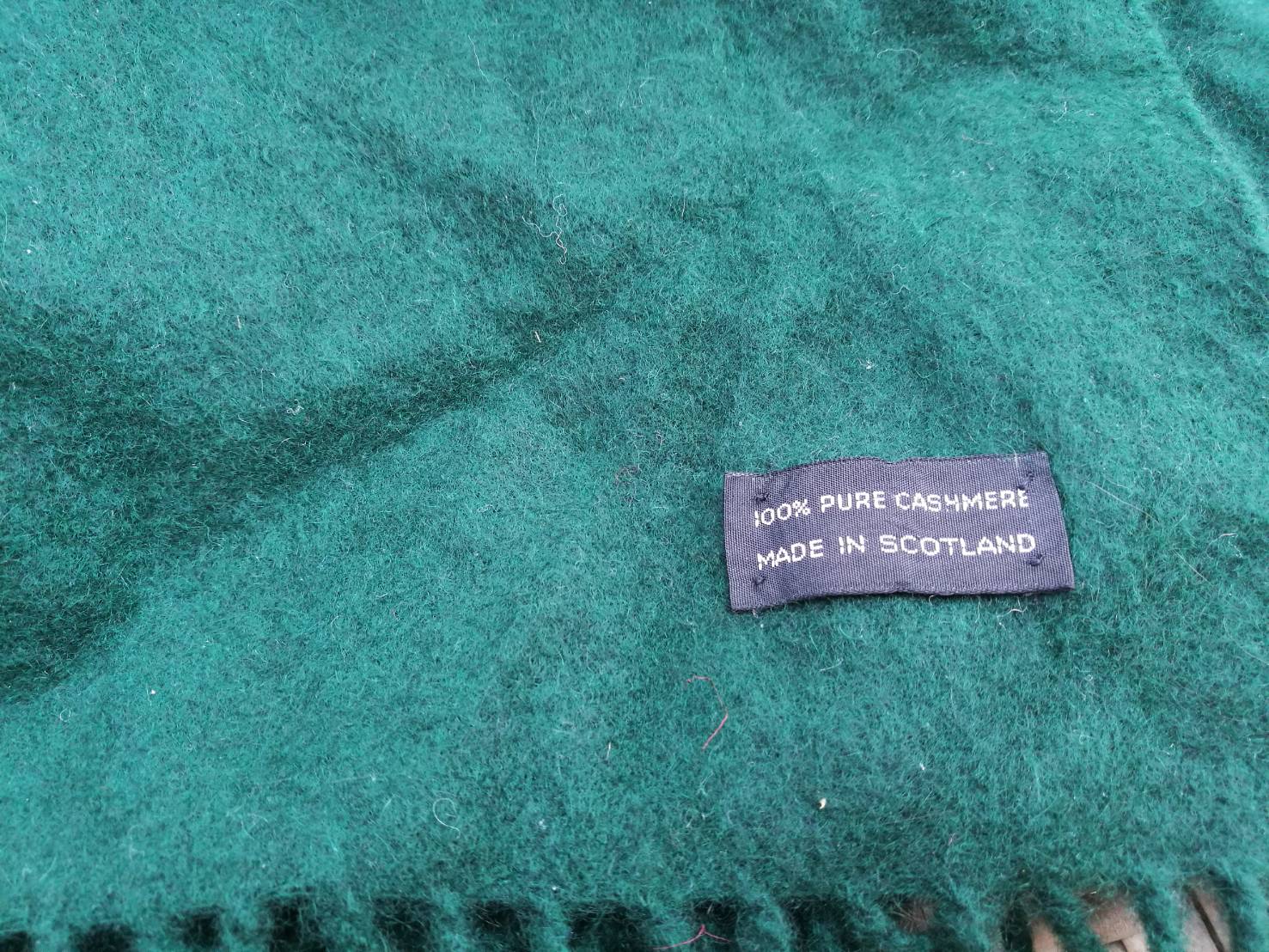 ผ้าพันคอแคชเมียร์ จากสก็อตแลนด์