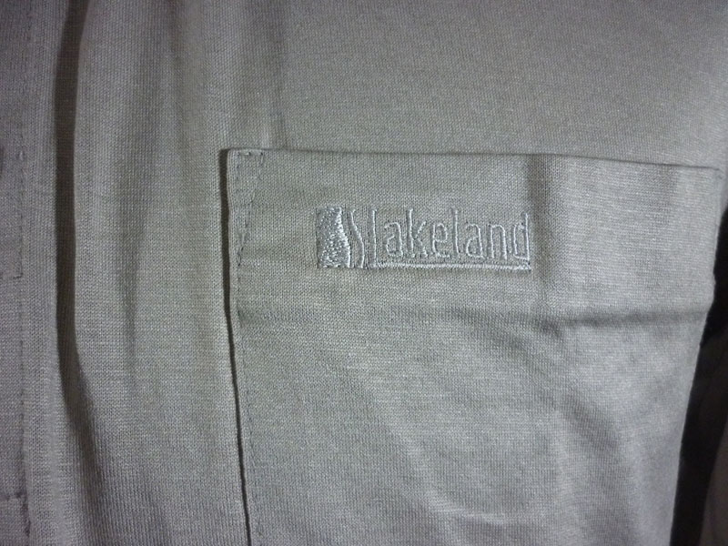 เสื้อยืดแขนยาว Lakeland SzM ของใหม่