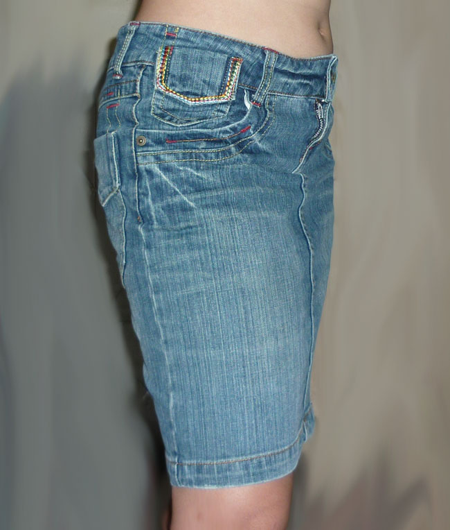 กระโปรงยีนส์ สวยมากตัวนี้ น่าใส่ค่ะ 31-34-17