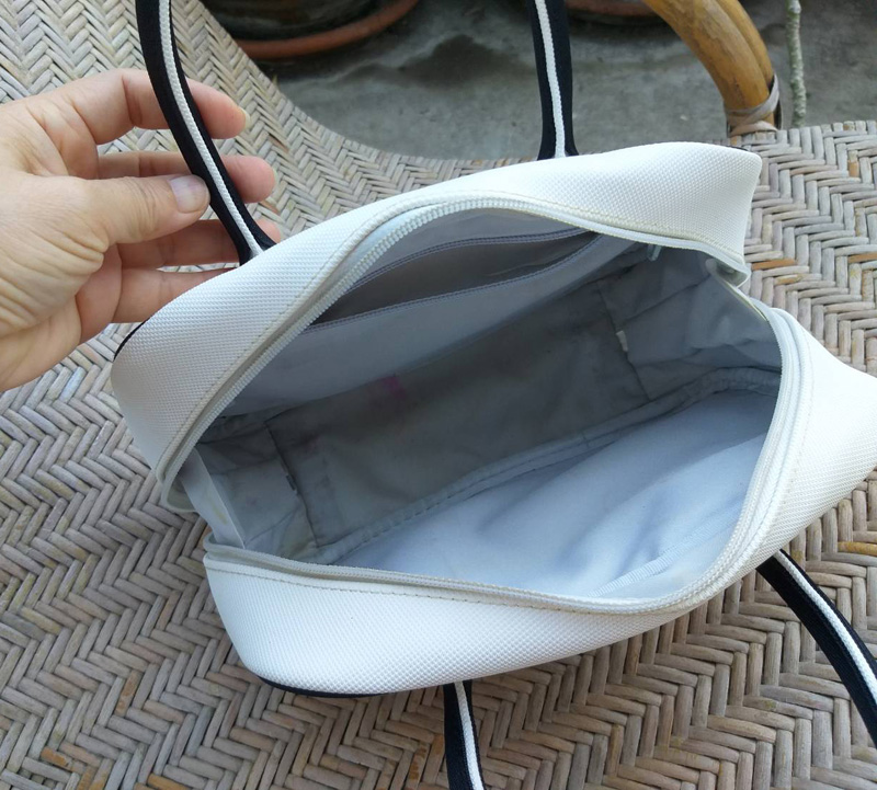 กระเป๋าหิ้ว LACOSTE หรูมากกกก