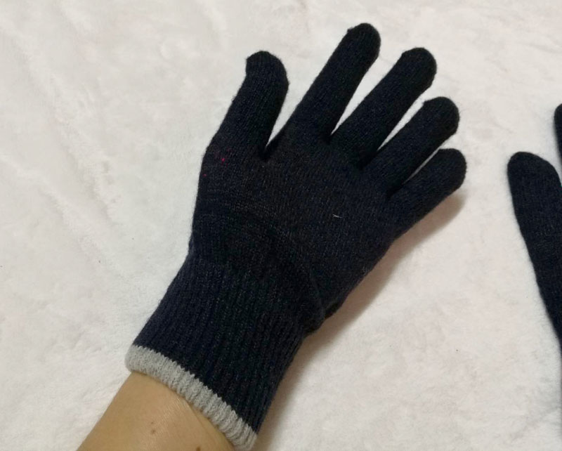 ถุงมือไหมพรม SNOOPY ลิขสิทธิ์แท้ (ของใหม่)