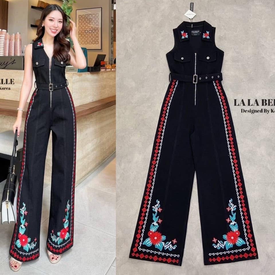 จั๊มสูทกางเกงยีนส์ฟอกขายาวสวยมากทรงคอปกซิปหน้ายาวแขนกุดเอวเข้ารูปกางเกงขายาวทรงสวย ใส่สบาย : สินค้าคุณภาพ (พร้อมส่ง)