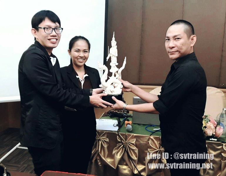 อาจารย์ใบตองสอนการตลาดออนไลน์ให้ม.เกษตร