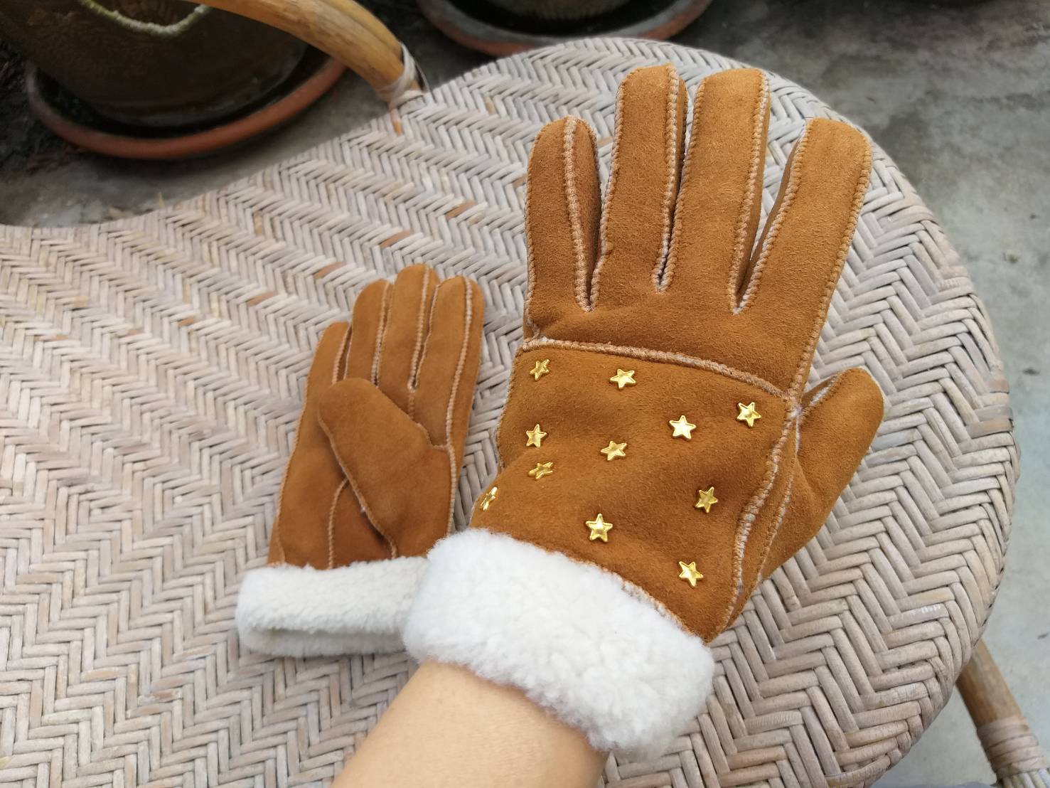 ถุงมือหนังชามัวร์ บุขนหนา อุ่นถึงติดลบ
