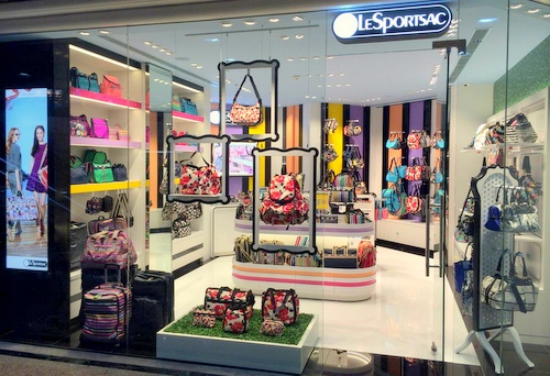 เบาะฟองน้ำรองนั่งพกพา Lesportsac