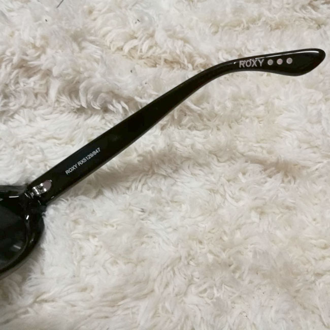 แว่นกันแดด ROXY ของแท้ พร้อมอุปกรณ์