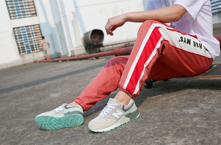 รองเท้าผ้าใบ ไซส์ 43 (26.5CM) สีเขียว ดีไซน์ N999 KR0564GN