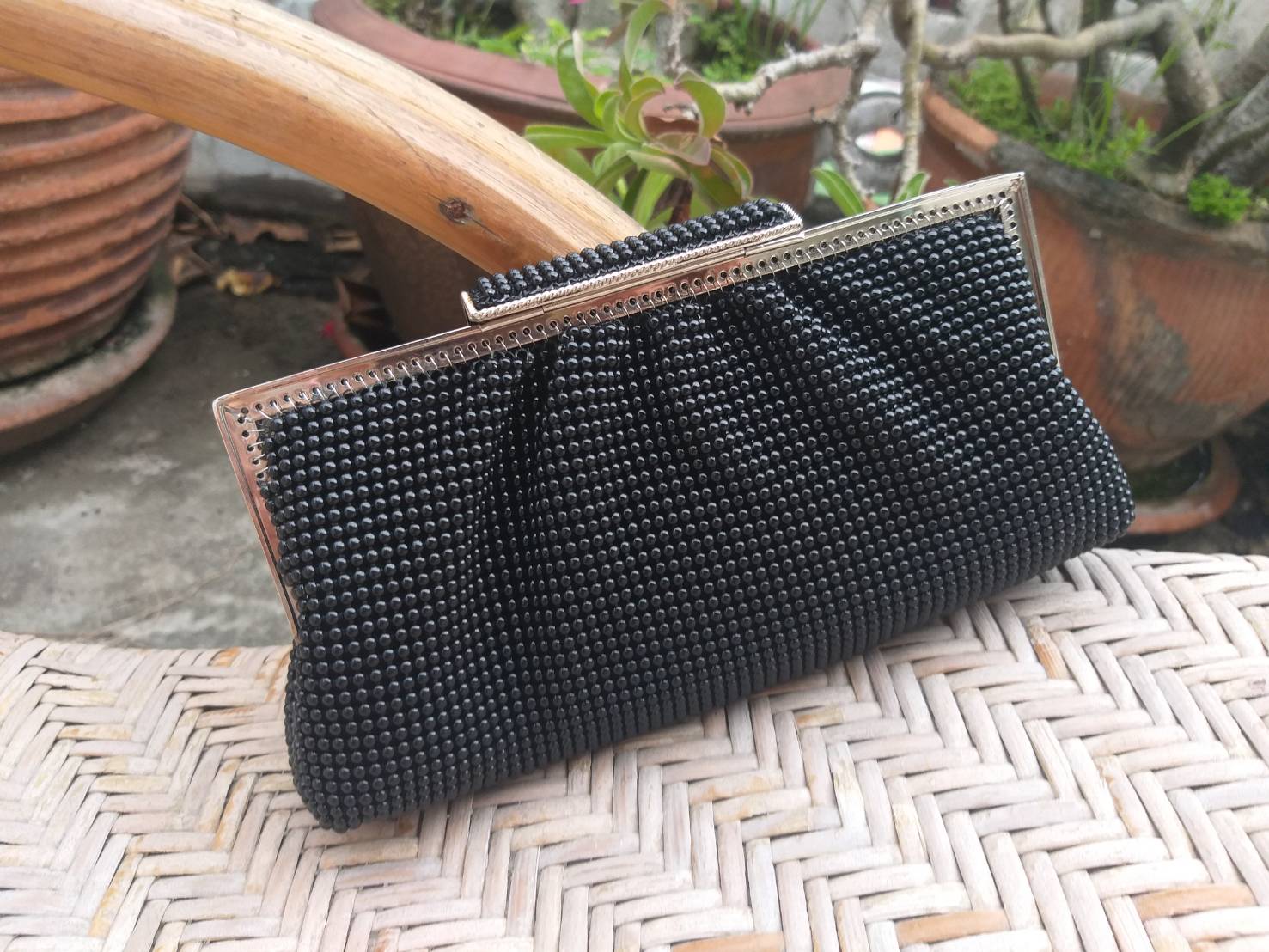 กระเป๋าออกงาน ใบย่อมๆ ดูหรู น่ารัก