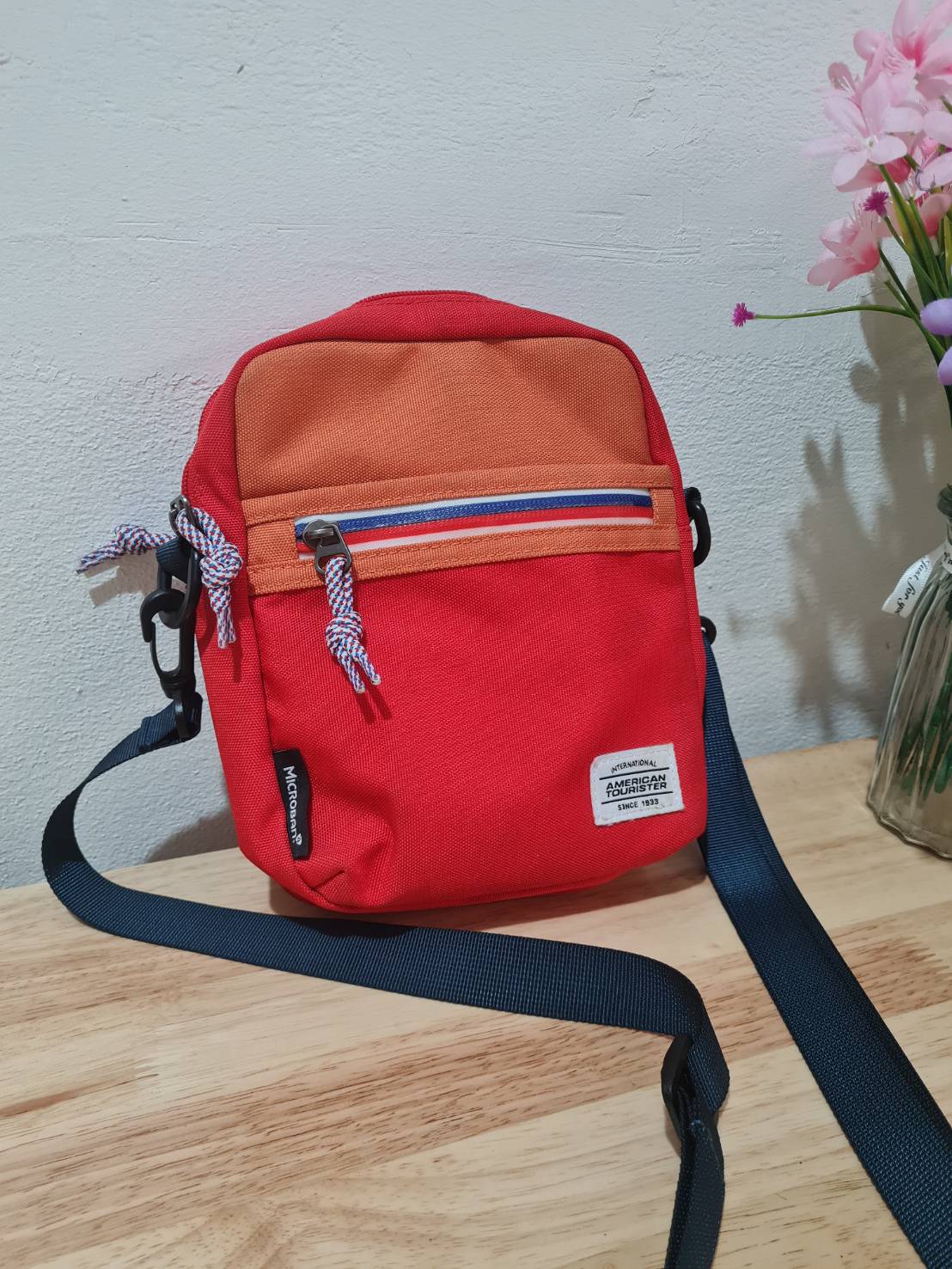 กระเป๋า AMERICAN TOURISTER (มือ1) ใบย่อมๆ น่ารัก