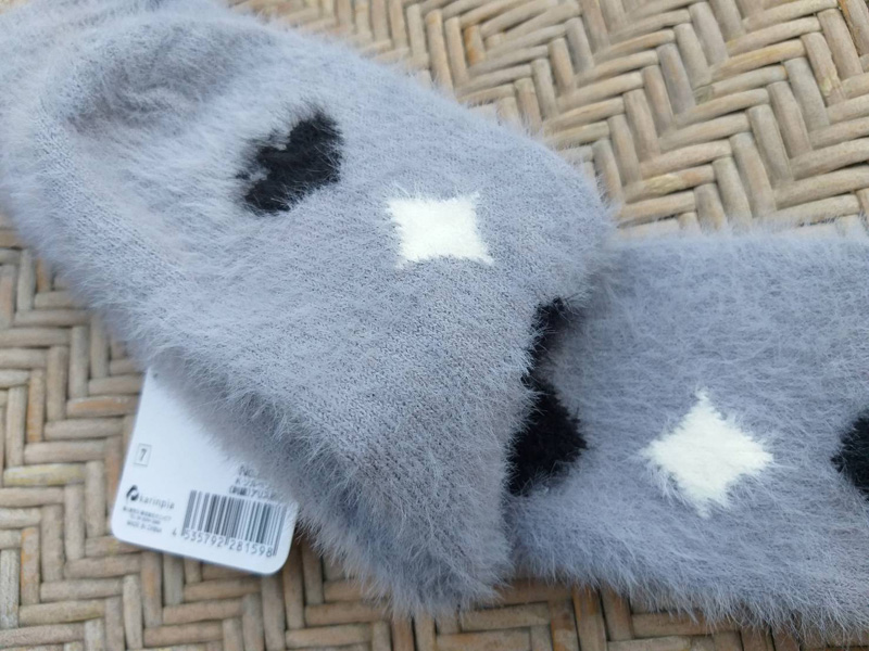 ถุงเท้าผสมขนกระต่าย นุ่มมากกก