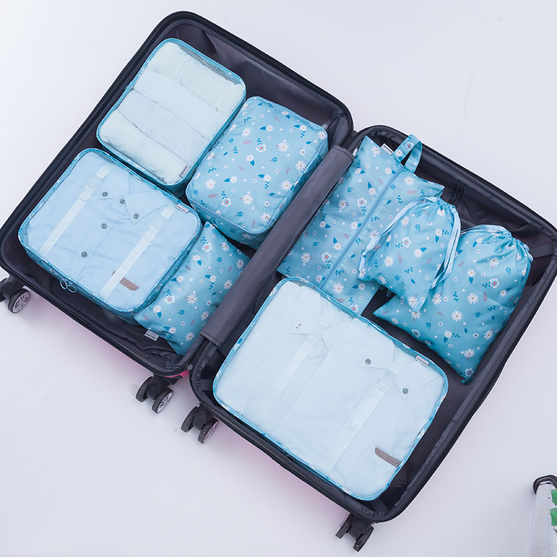 Travel Season กระเป๋าจัดระเบียบเดินทาง 8 ชิ้น สุดคุ้ม จัดกระเป๋าเดินทาง ท่องเที่ยว ใส่เสื้อผ้า ชุดชั้นใน รองเท้า พกพาสะดวก มีให้เลือกถึง 11 ลายสวยงาม