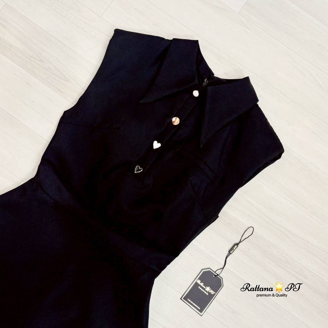 เดรส ทรงสวยมาก เป็นคอปก มีกระดุมด้านหน้า หน้าอกมีฟองน้ำ มีซิบด้านหลัง มีซับในทั้งชุด ใส่สบาย : สินค้าคุณภาพ (พร้อมส่ง)