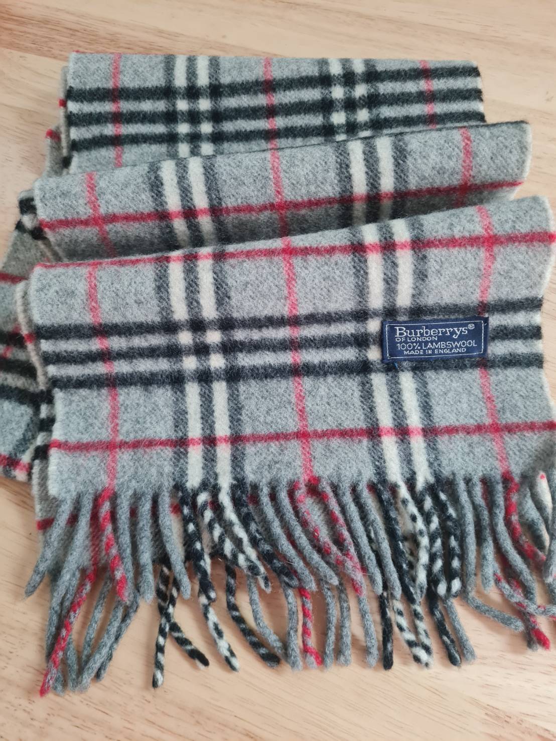 ผ้าพันคอ Burberrys 100% Wool อุ่นติดลบ