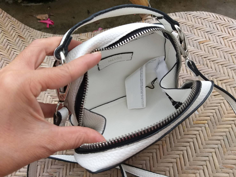 กระเป๋าสะพาย MANGO ของแท้ (ของใหม่)