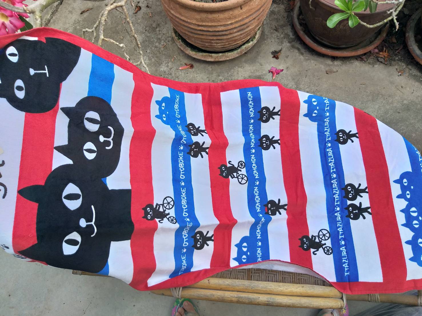 ผ้าขนหนู NEKO MANJU ลิขสิทธิ์แท้ (ของใหม่)