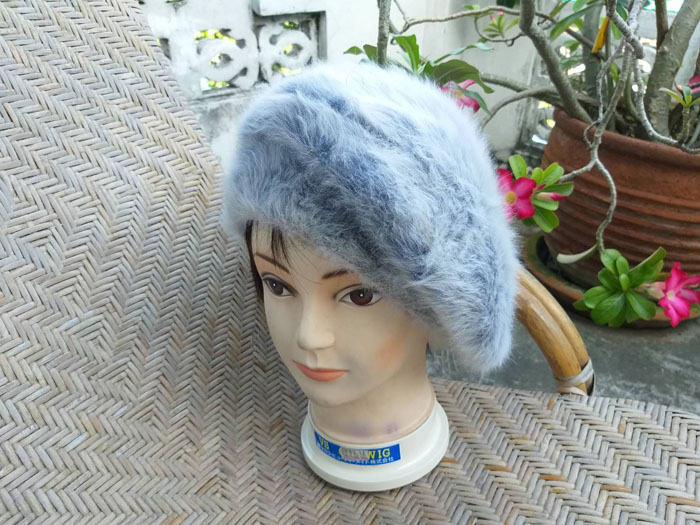 หมวกเบเร่ต์ขนกระต่ายแท้ ขนสองสีสวยมากก หนานุ่มอุ่นถึงติดลบ