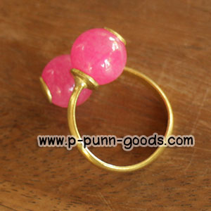 แหวนทองเหลือง หินหยกทับทิม เม็ดกลม