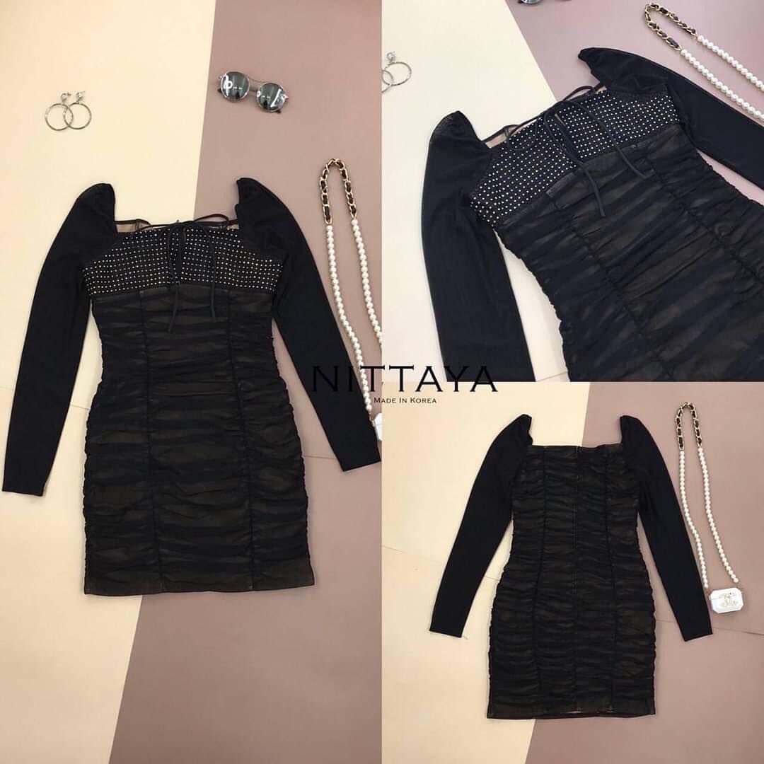 เดรสแขนยาวผ้านิ่ม ช่วงอกแต่งผ้าตะข่าย มีเพชรระยิบ เบาๆ ช่วงล่างผ้าจับย่น สินค้าคุณภาพ (พร้อมส่ง)