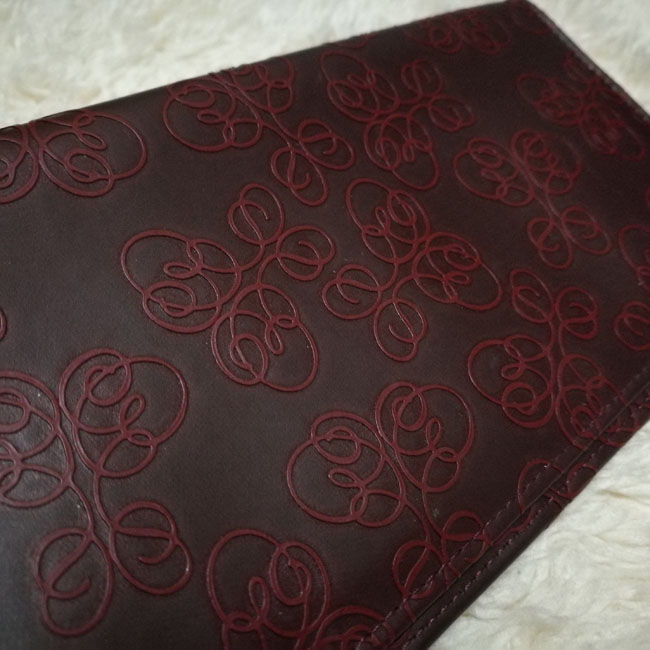 กระเป๋าสตางค์ หนังแท้ สวยมากใบนี้ /ของใหม่/