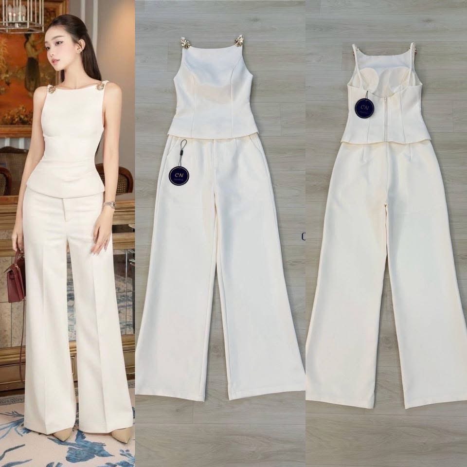 Set 2 ชิ้น เสื้อสายเดี่ยวสีครีม ช่วงสายด้านหน้าแต่งอะไหล่ดอกไม้สีทอง อกเสริมฟองน้ำ ดีเทลแต่งเว้าหลังบน ซิปหลังมีชับในตัว แมทซ์กับกางเกงขายา ใส่สบาย : สินค้าคุณภาพ (พร้อมส่ง)