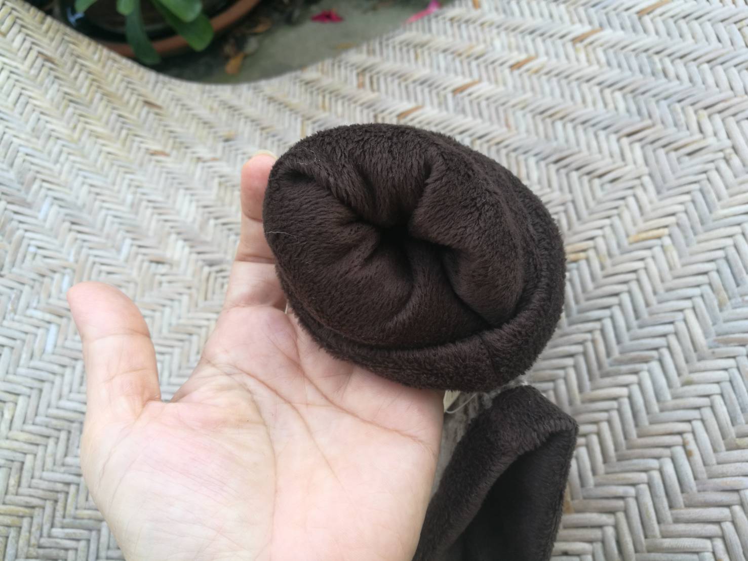 ถุงมือไหมพรมครึ่งท่อน บุขนหมีสุดนิ่ม (ของใหม่)