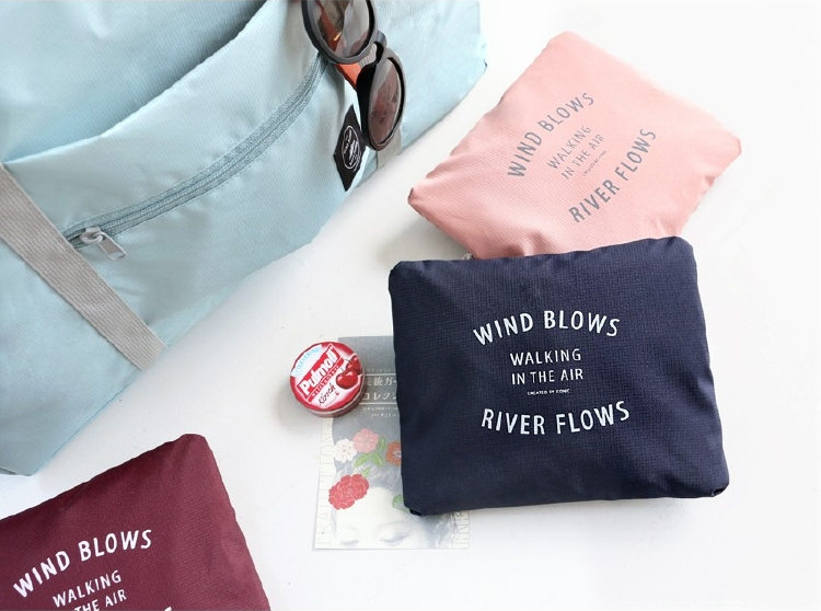 Wind Blows กระเป๋าเดินทางพับเก็บได้ เสียบที่จับกระเป๋าเดินทางได้ มีซิปรูดตอนพับเก็บ สำหรับการเดินทาง ท่องเที่ยว