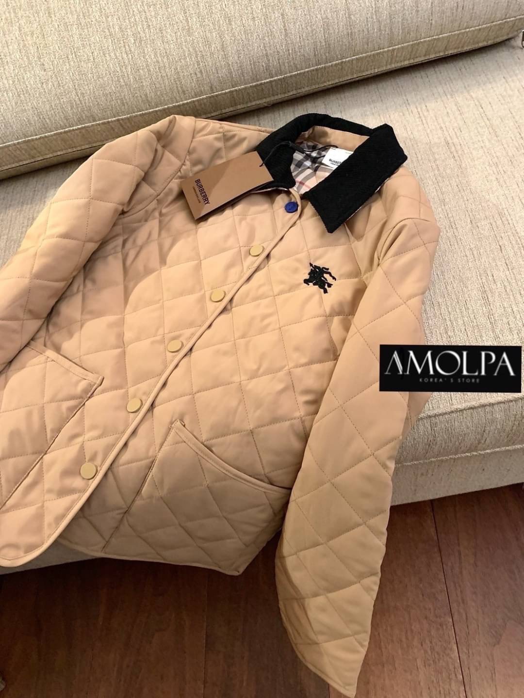 JACKET BB งาน 1:1 งานผ้าอย่างดี หนานุ่ม เหมือนช๊อปเด๊ะ งานสวยยยเป๊ะม๊าก ไม่ผิดหวังแน่นอน งานพรีเมียมมม 👆ใส่ได้ทั้ง ช ญ น๊า ใส่สบาย : สินค้าคุณภาพ (พร้อมส่ง)