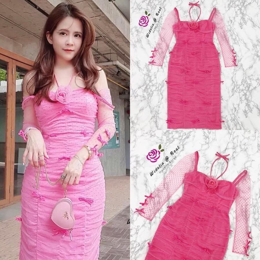 Dress เดรสแขนยาวสุดแซ่บ กรี๊ดมากแม่สำหรับรุ่นนี้ เนื้อผ้ามุ้งลายจุด แต่งโบว์มาอย่างดี ตัวเดรสทรงเข้ารูปเย็บ ย่นมาทั่วทั้งตัวใส่แล้วดูหุ่นดีมากขอบอก สินค้าคุณภาพ (พร้อมส่ง)