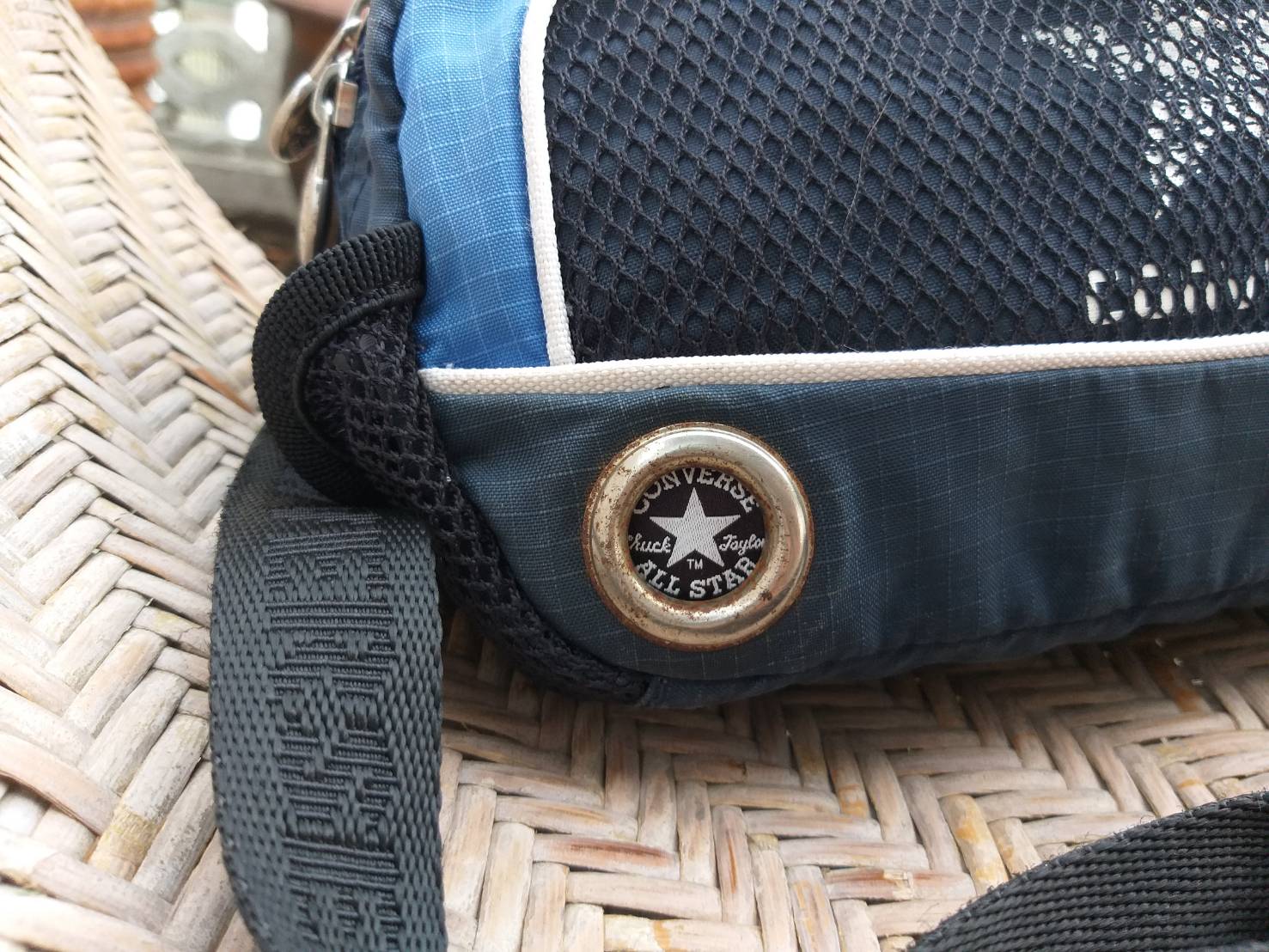 กระเป๋าคาดเอว คาดอก CONVERSE ของแท้