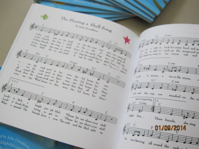 Julia Donaldson : The Sharring a Shell Song (ผู้แต่ง The Gruffalo) แบ่งปันเพลงของเปลือกหอย