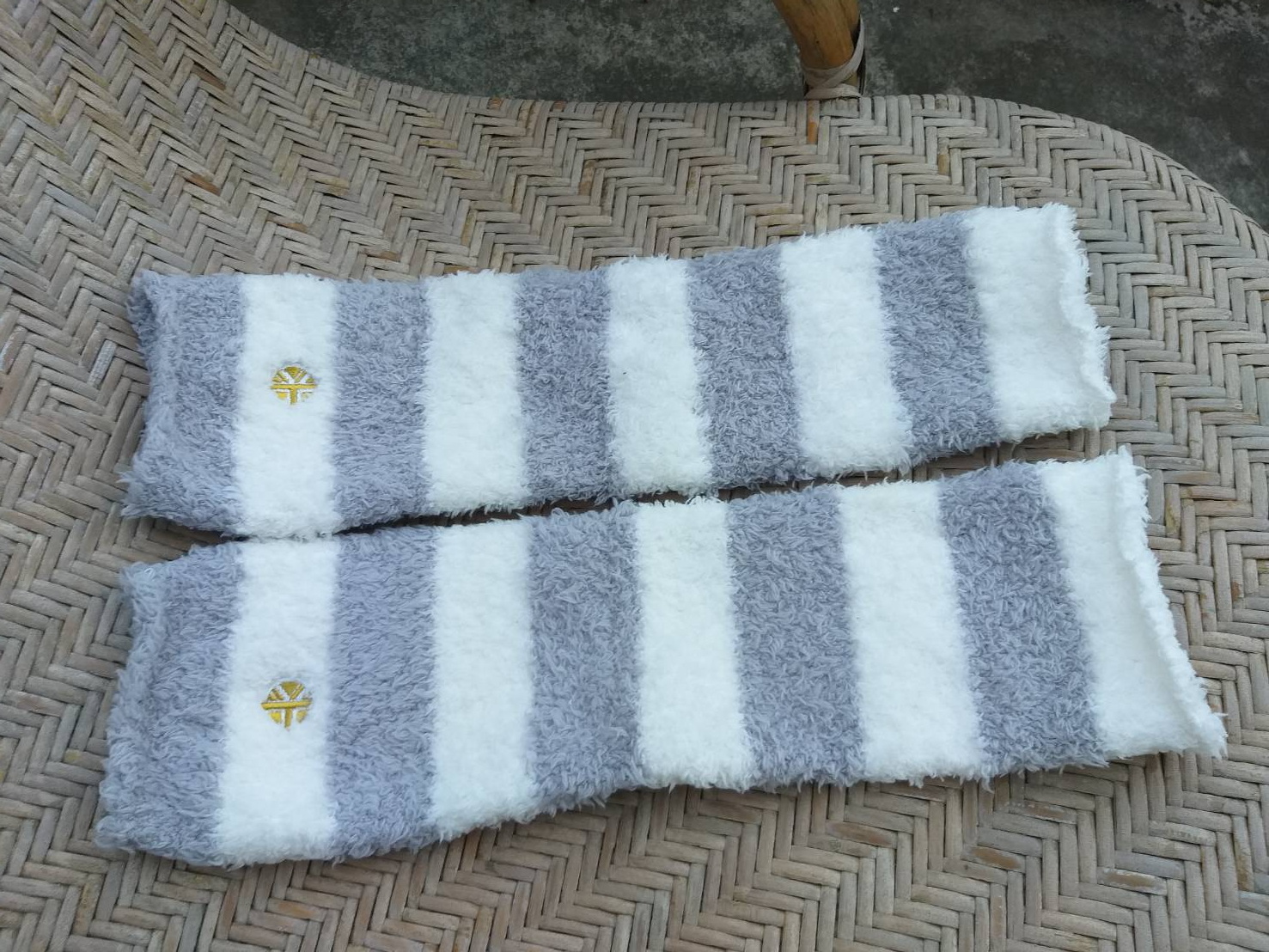 ปลอกขากันหนาว Leg Warmer ขนหมีหนานุ่ม