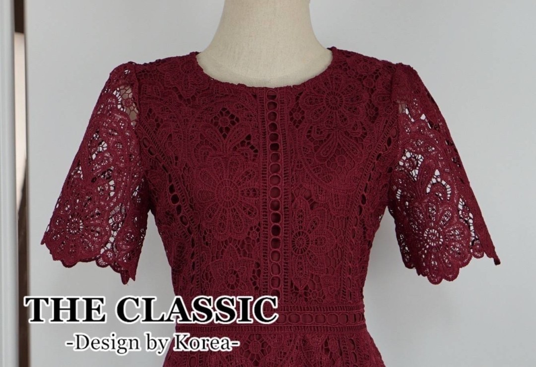 (ไซส์อก46) เดรสยาวลูกไม้ คอกลมใช้ผ้าลูกไม้เนื้อหนาอย่างดี ขึ้นลวดลายดอกไม้ ลายชัด ผ้าแน่นสวย ตัดต่อเพิ่มดีเทลแต่งด้วยลูกไม้ทรงกลมหลายจุด ใส่สบาย : สินค้าคุณภาพ (พร้อมส่ง)