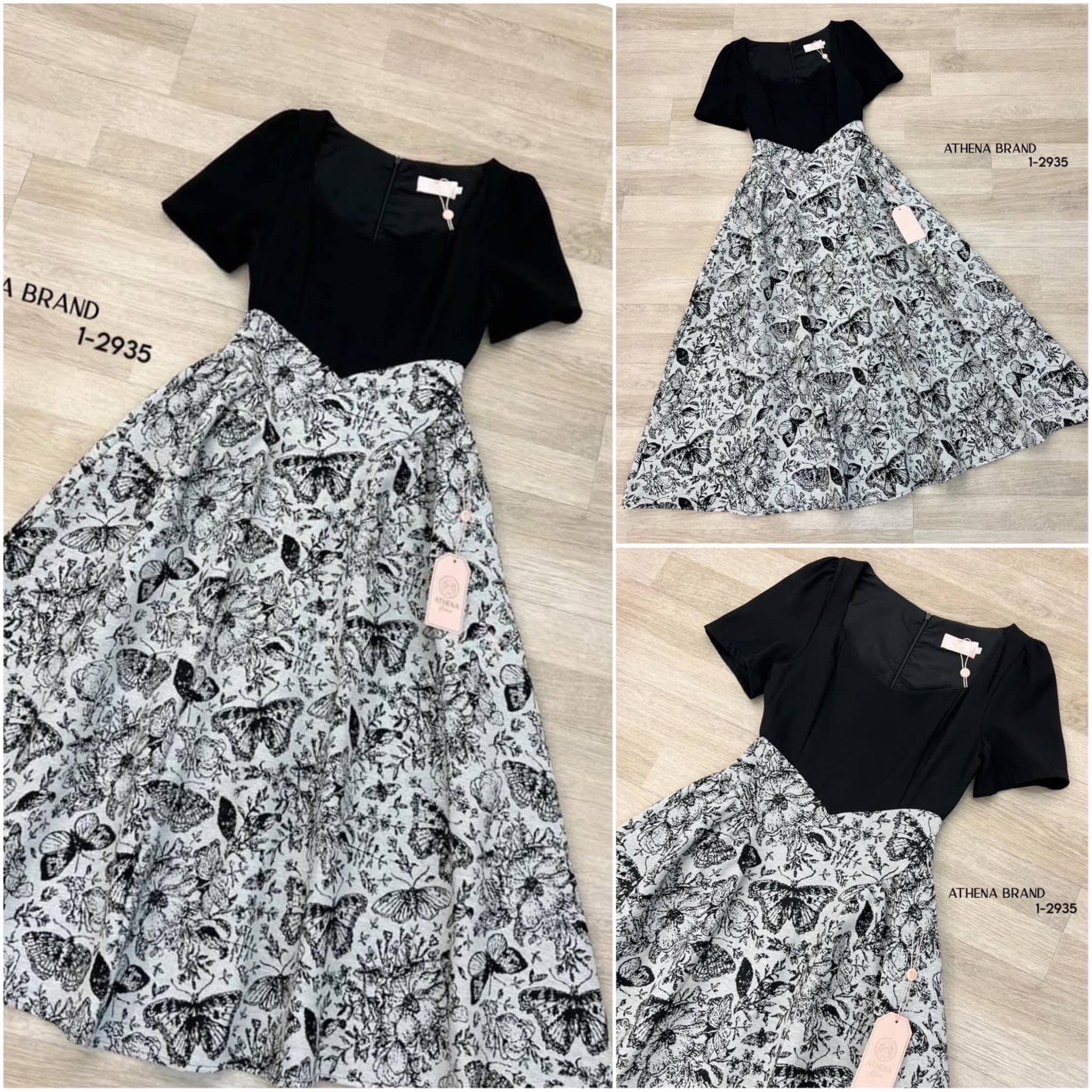 Maxi Dress ดีไซน์คอเหลี่ยมตัวเดรสท่อน ล่างตัดต่อเนื้อผ้าที่มีTexture ผ้าลายผีเสื้อ มีน้ำหนัก งานมีซับด้านใน สวมใส่แบบซิปด้านหลัง ใส่สบาย สินค้าคุณภาพ (พร้อมส่ง)