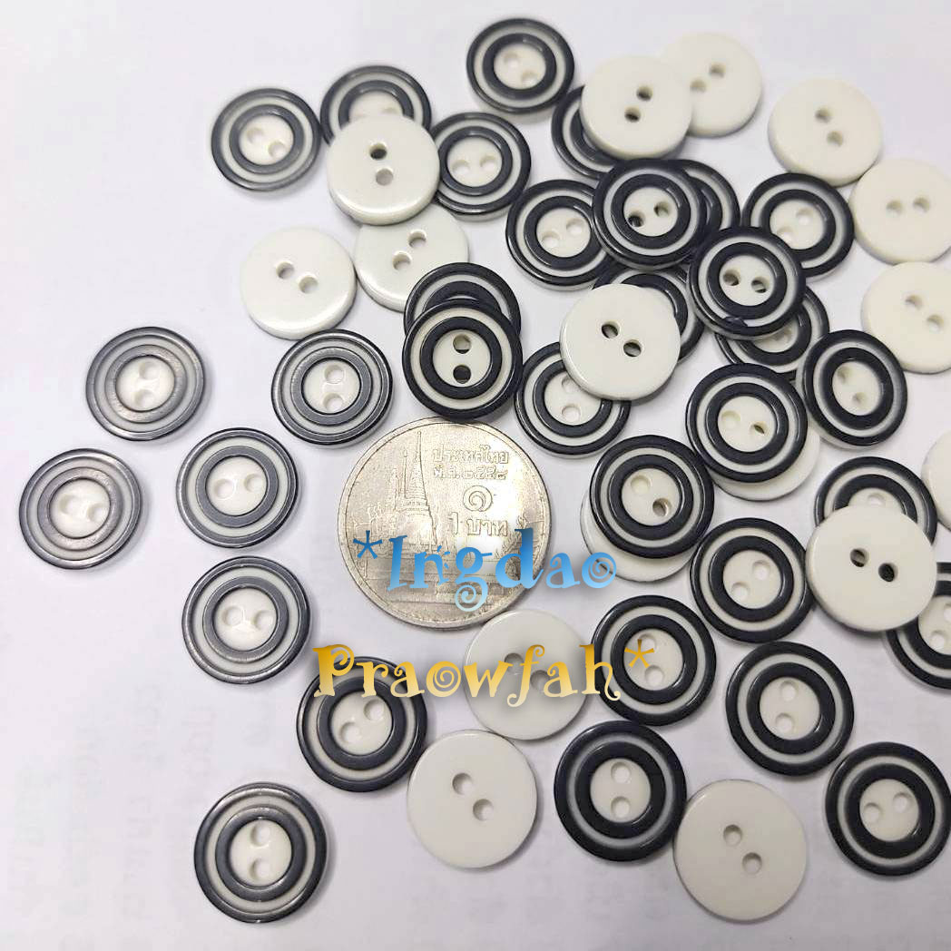 BT-6467 กระดุมสีขาว-ดำ ขนาด ศก 1.2 ซม. (ราคาต่อแพค/บรรจุ 10 ชิ้น)