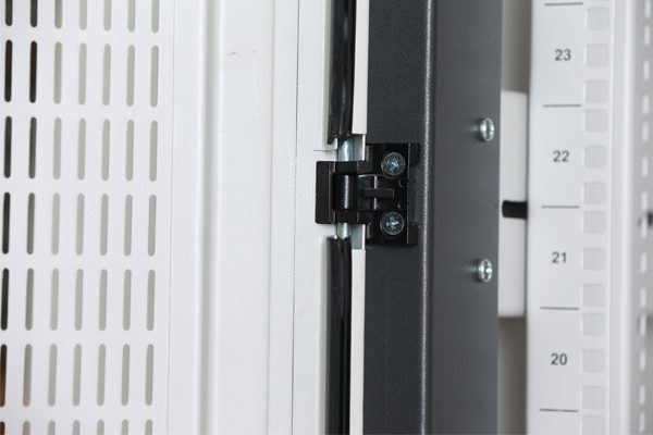 FR-6142 FR 19" PERFORATION EXPORT SERVER RACK 42U (60x110 cm.) สูง 205 cm.