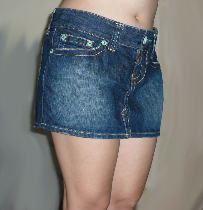 กระโปรงยีนส์สั้นๆ เรียบเก๋ 35-38-11