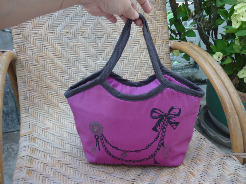 กระเป๋าเก็บร้อนเย็น ใส่อาหาร-เครื่องดื่ม-ยา /ของใหม่/