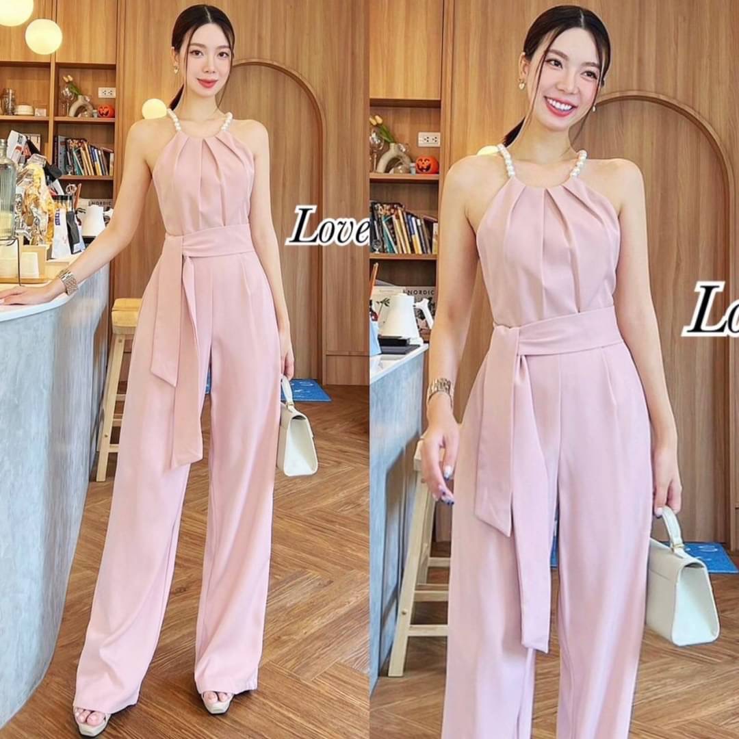 จั้มสูทกางเกงขายาว สายมุข ช่วงคอจับจีบ ทรงขากระบอกกลาง มาพร้อมเชือกผูกเอวเข้ารูป สินค้าคุณภาพ (พร้อมส่ง)