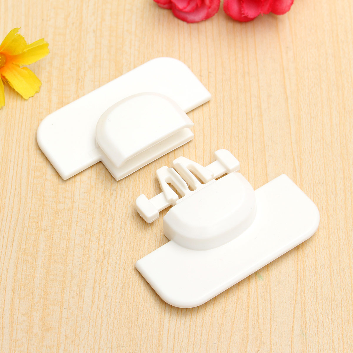 ตัวล็อคตู้เย็น ที่ล็อคตู้ ตู้เย็น ลิ้นชัก กันเด็กเปิดเอง (รุ่นล็อคด้านข้าง) จากญี่ปุ่น รับประกัน เด็กเล็กเปิดเองยากมากๆ