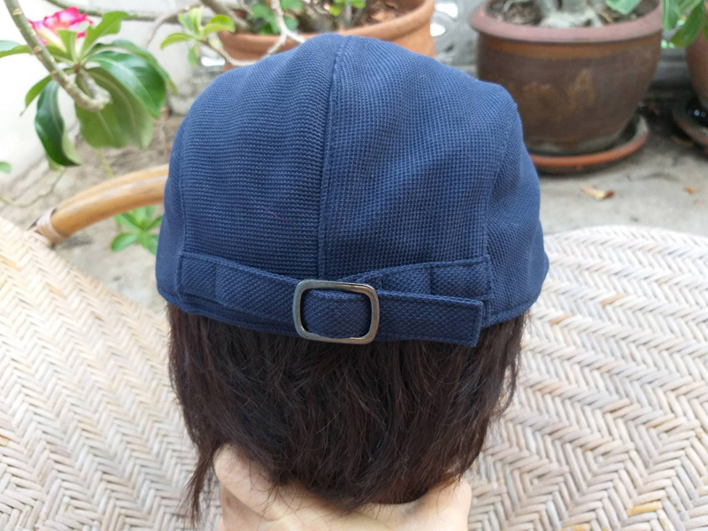 หมวกติงลี่ หมวกแฟลตแค็ป Uniqlo