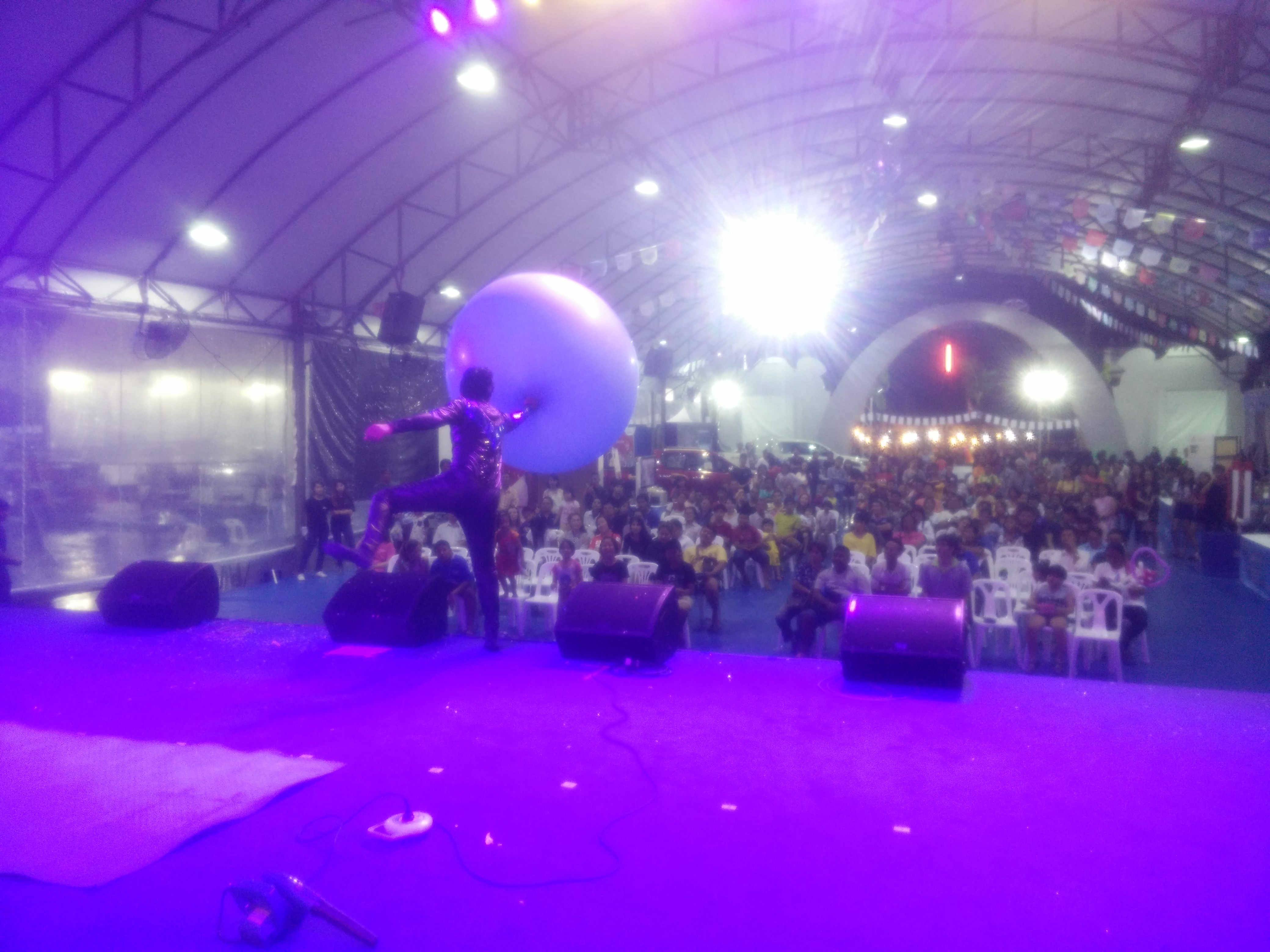 Balloon Man บอลลูนแมน มายากล การแสดง โชว์ บูทโตโยต้า จังหวัดชลบุรี 8-12/10/2559