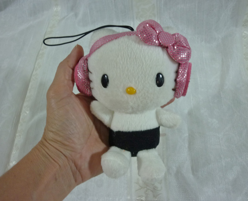 ตุ๊กตา Kitty ห้อยกระเป๋า ลิขสิทธิ์แท้จากญี่ปุ่น