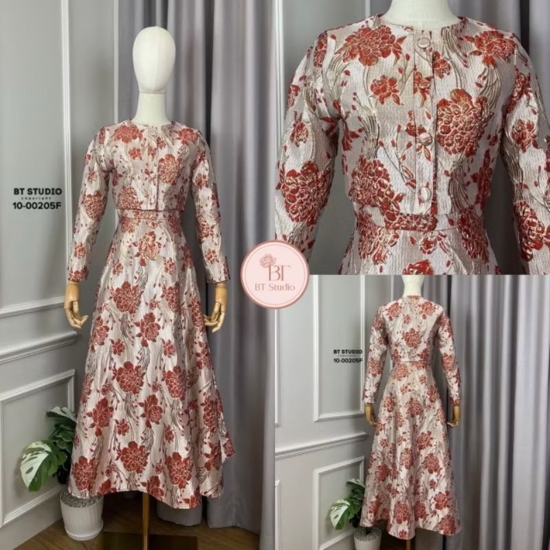 เซท 2 ชิ้น เสื้อเบเซอร์แขนยาวคอกลมแต่งกระดุมมุกด้านหน้าเรียงกัน แมทซ์กับกระโปรงยาวเอวสูงงานผ้าทอลายดอกไม้แต่งดิ้นเดินลายเส้น ใส่สบาย : สินค้าคุณภาพ (พร้อมส่ง)