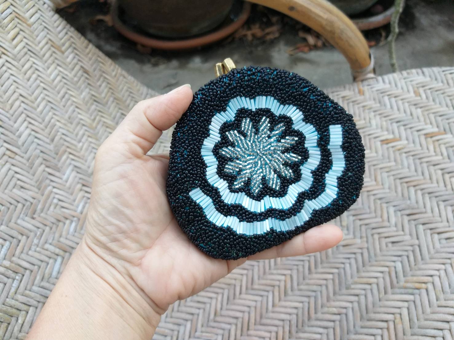 กระเป๋าปักเลื่อม สวยน่ารักมาก