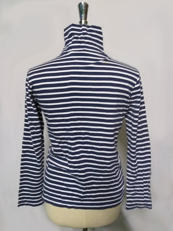 เสื้อแขนยาว Uniqlo ไซด์ S ผ้านุ่มมากๆๆๆ