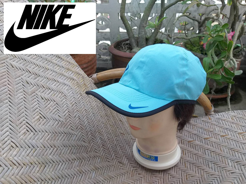 หมวกแก๊ปนักวิ่ง นน.เบา Featherlight DRY-FIT NIKE Cap