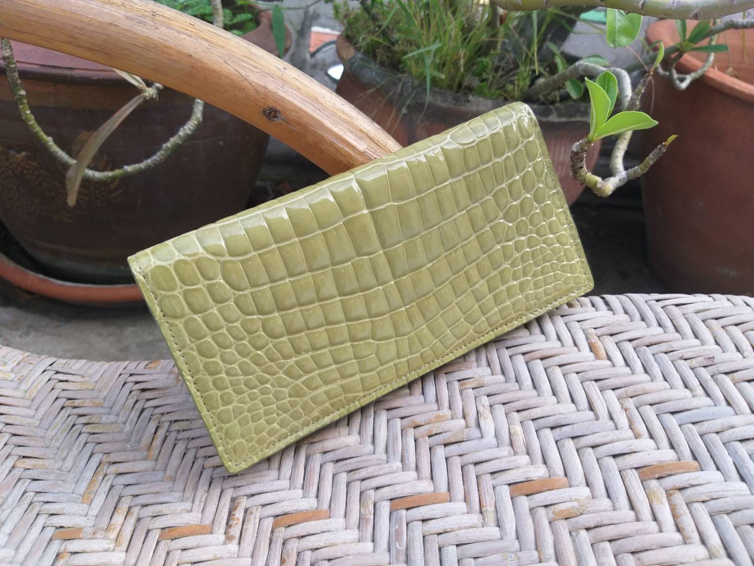 กระเป๋าสตางค์หนังแก้ว KATORINE สวยมาก (ของใหม่)